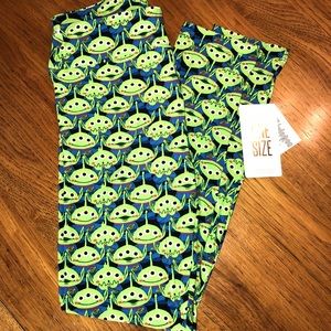 Lularoe Disney Toy Story Alien OS leggings